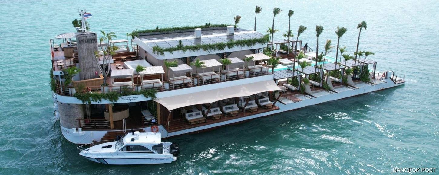 Phuket’te Lüks Bir Durak: YONA Floating Beach Club ile Yat Kiralama Deneyiminizi Zirveye Taşıyın